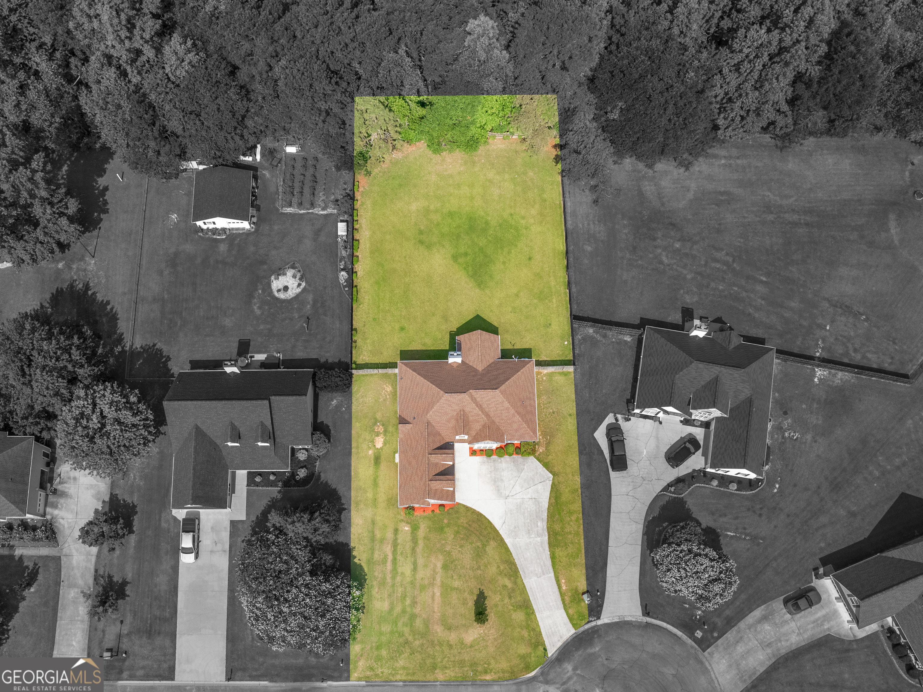 127 Autumn Run Place Property Photo 3