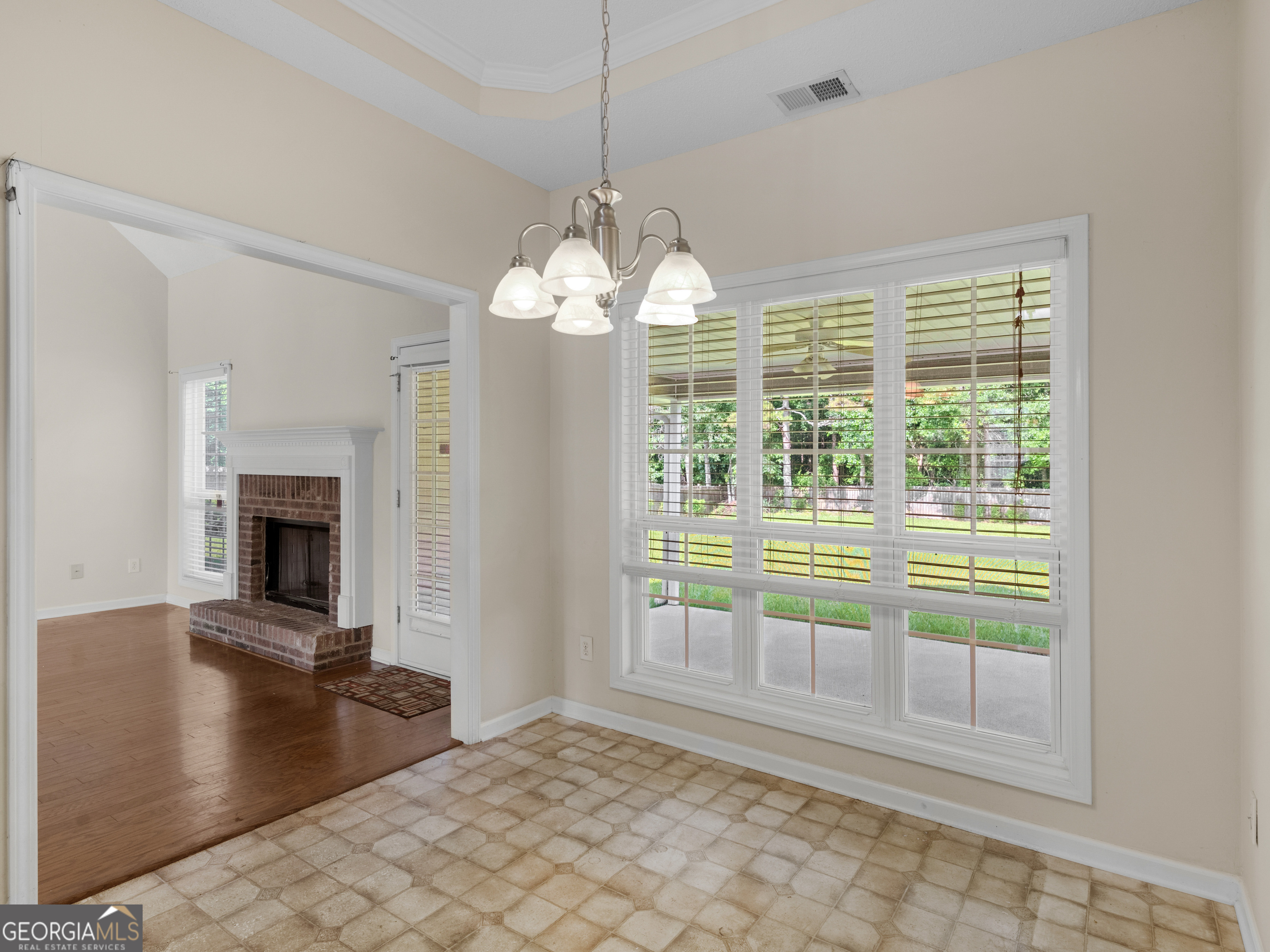 127 Autumn Run Place Property Photo 10