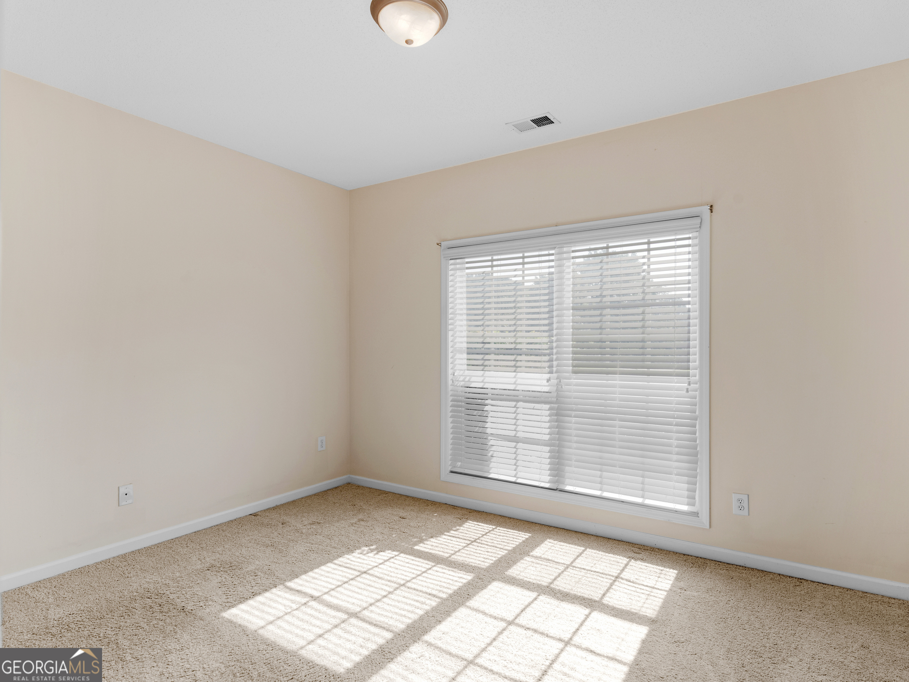 127 Autumn Run Place Property Photo 15