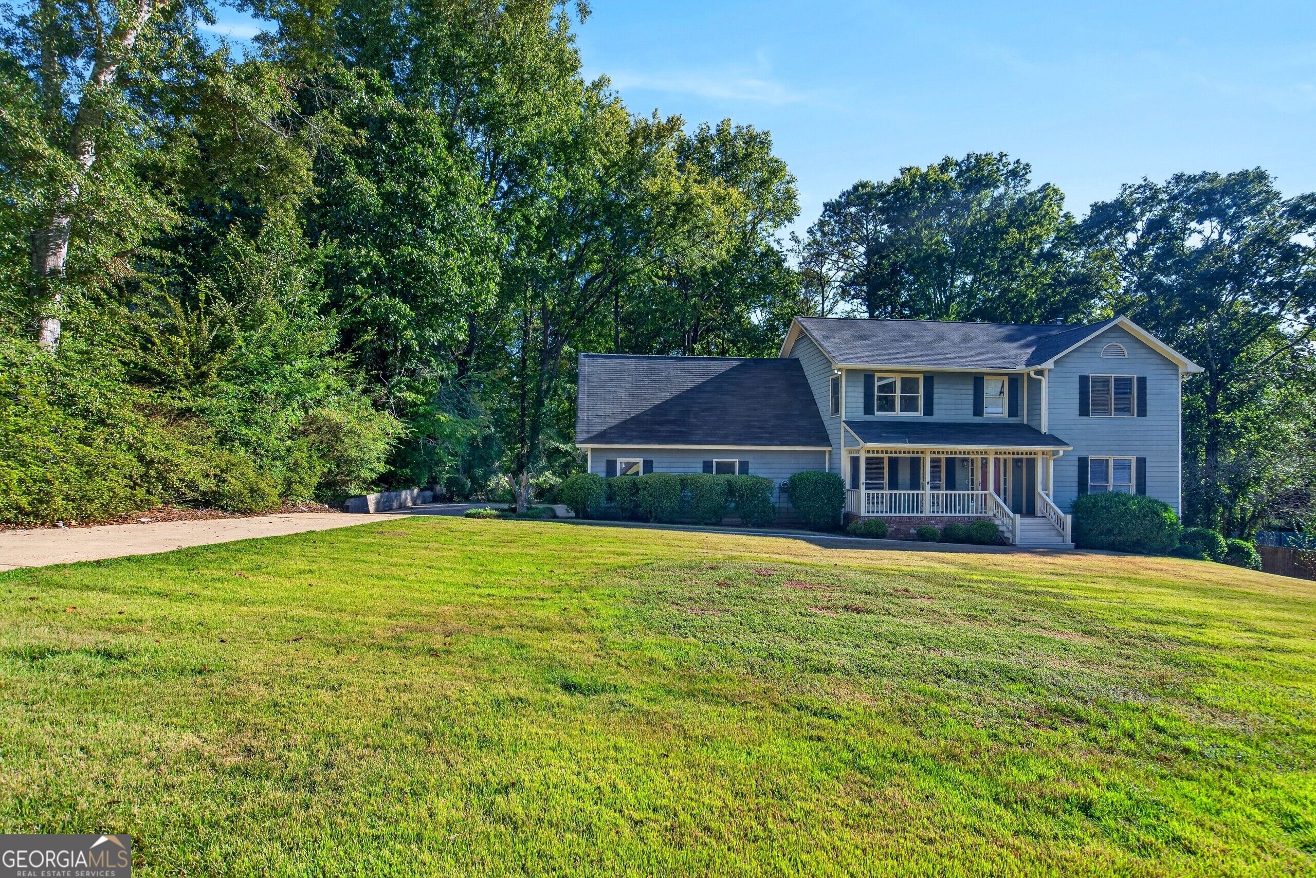 108 Powers Court Property Photo 1