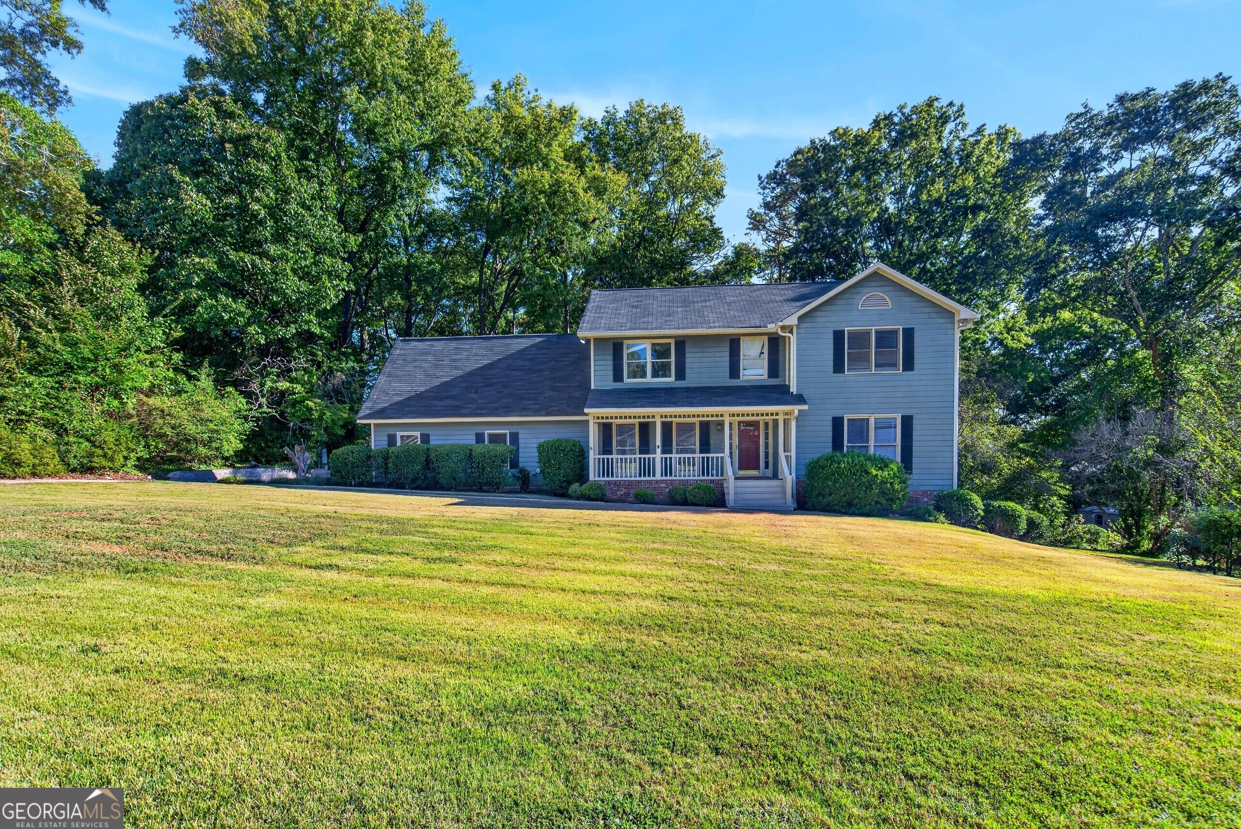 108 Powers Court Property Photo 2