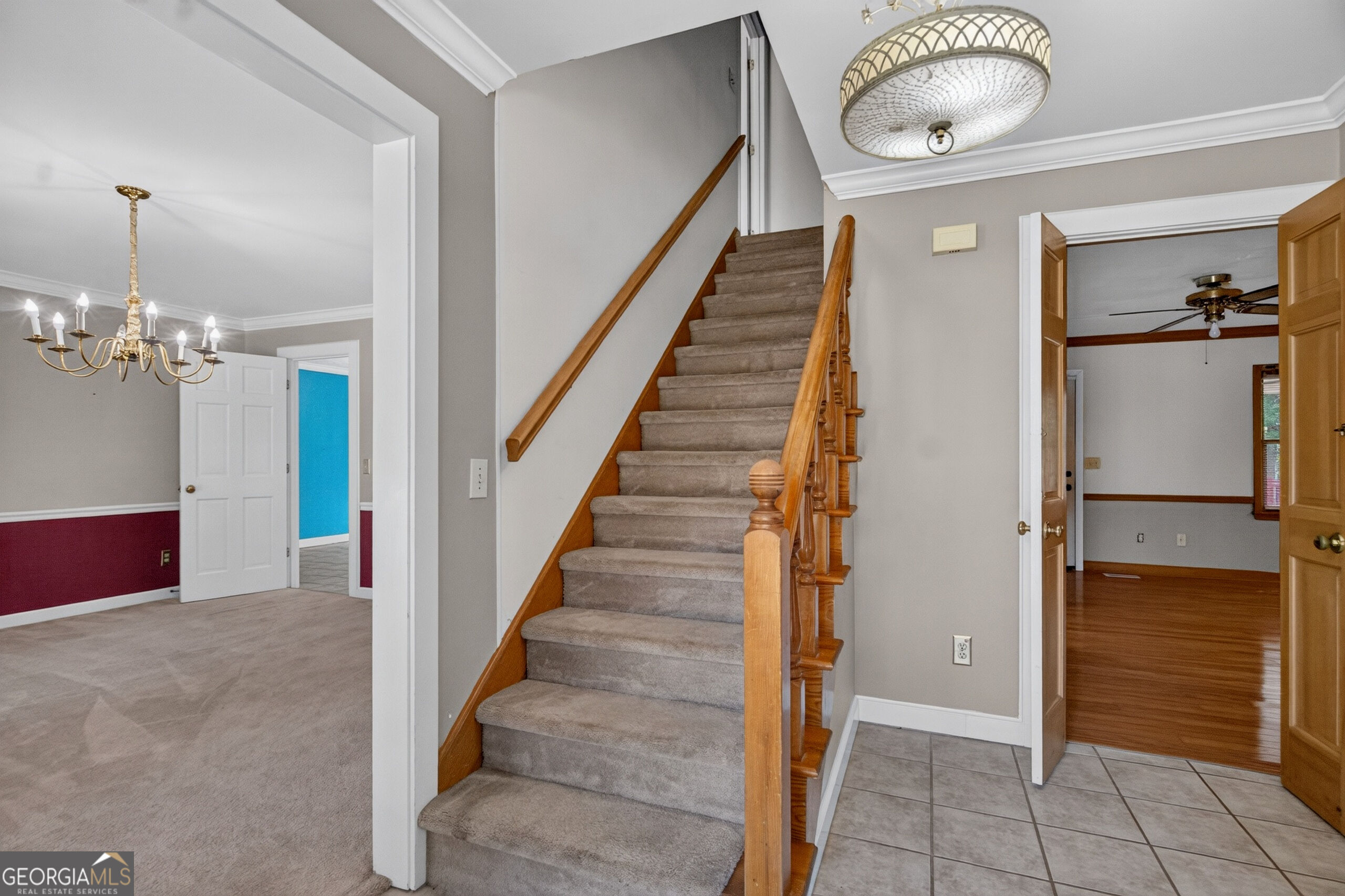 108 Powers Court Property Photo 4