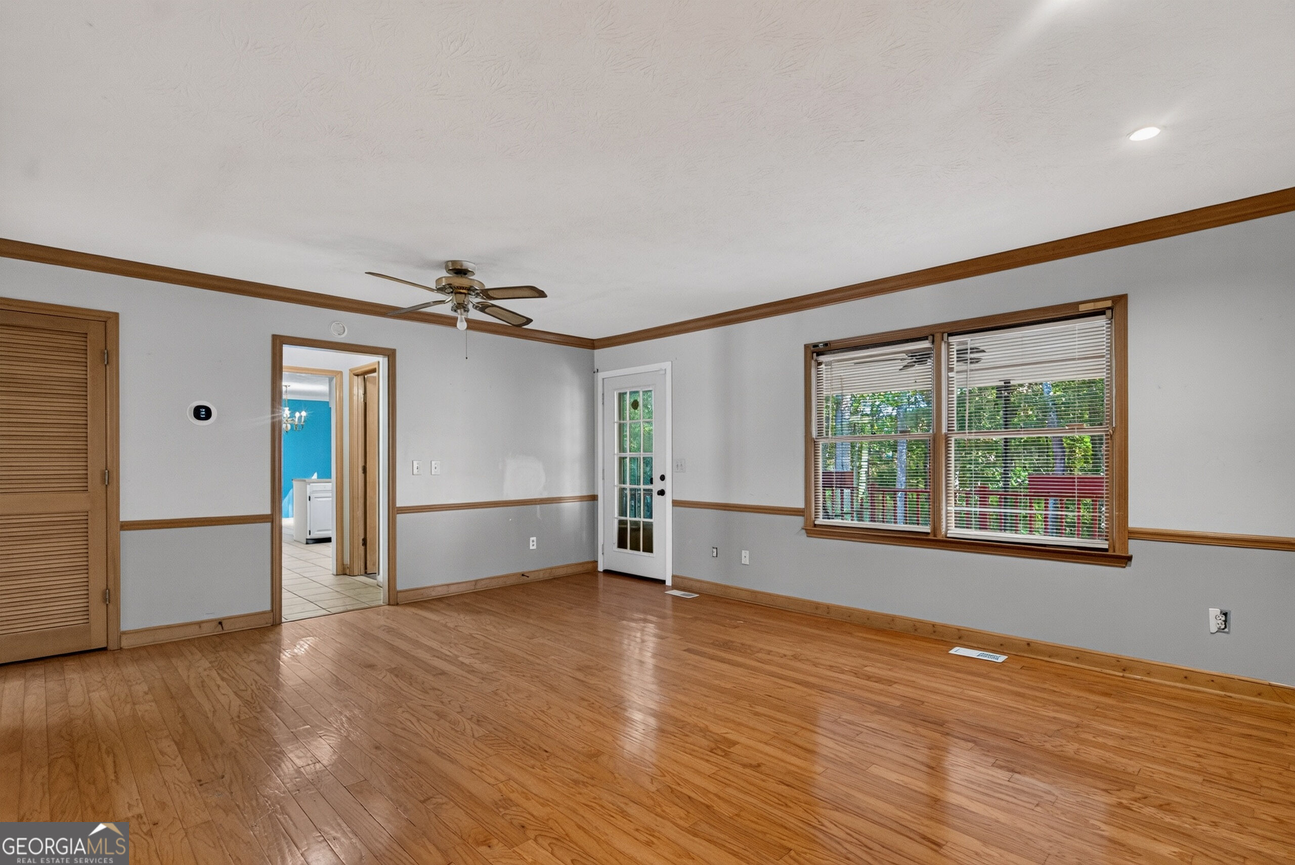 108 Powers Court Property Photo 12