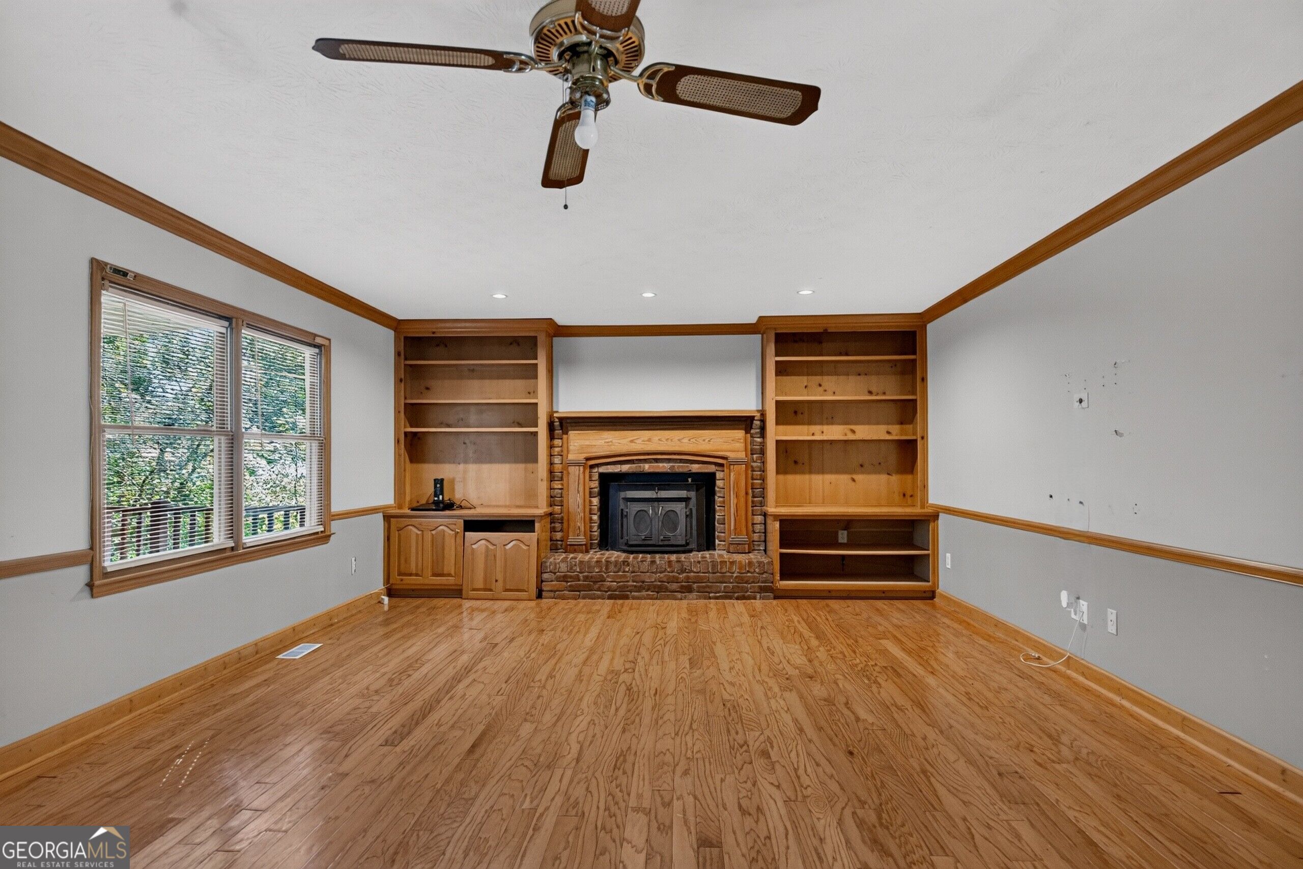 108 Powers Court Property Photo 13