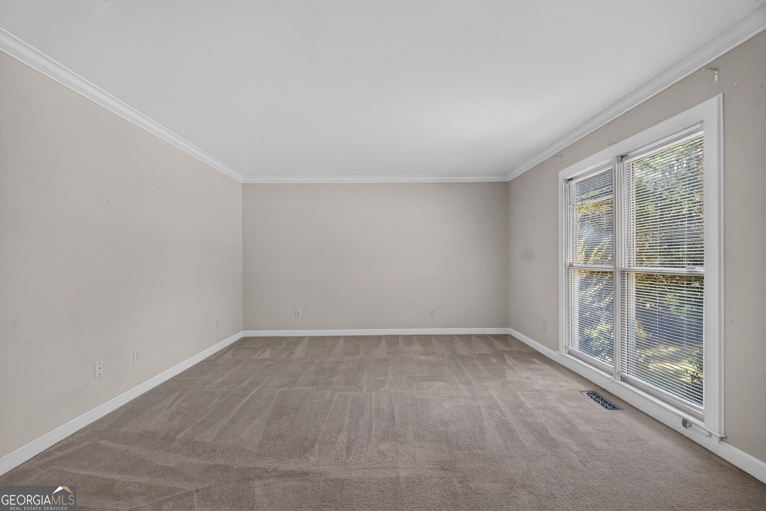 108 Powers Court Property Photo 22