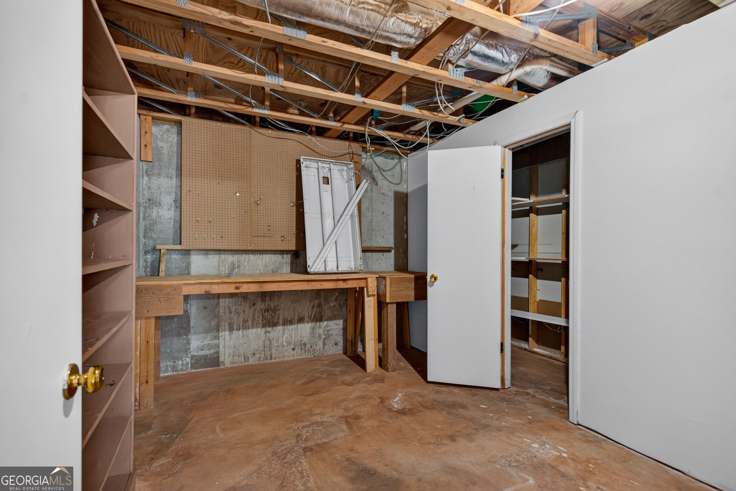 108 Powers Court Property Photo 24