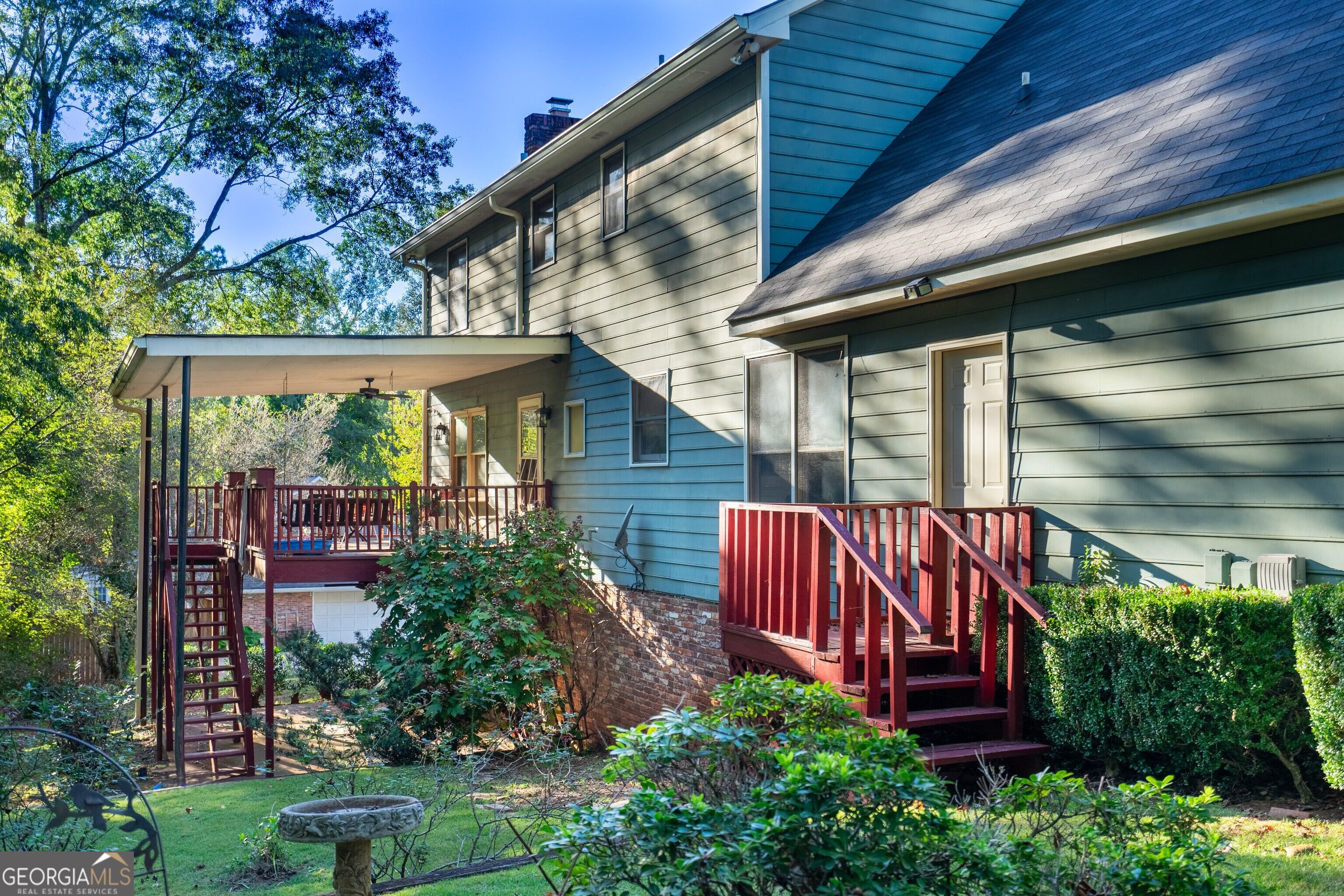 108 Powers Court Property Photo 25