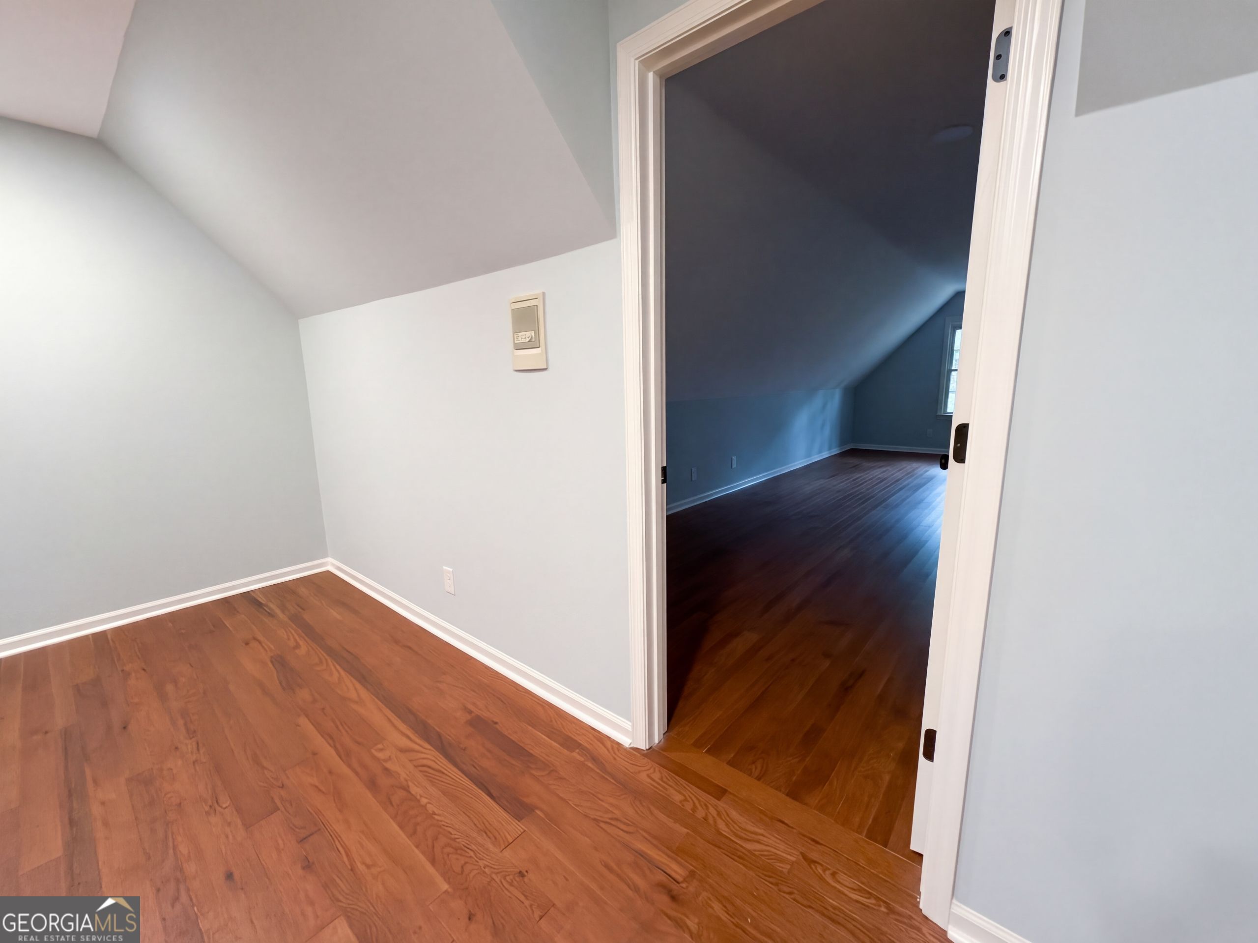286 River Cliff Gate Se Property Photo 8