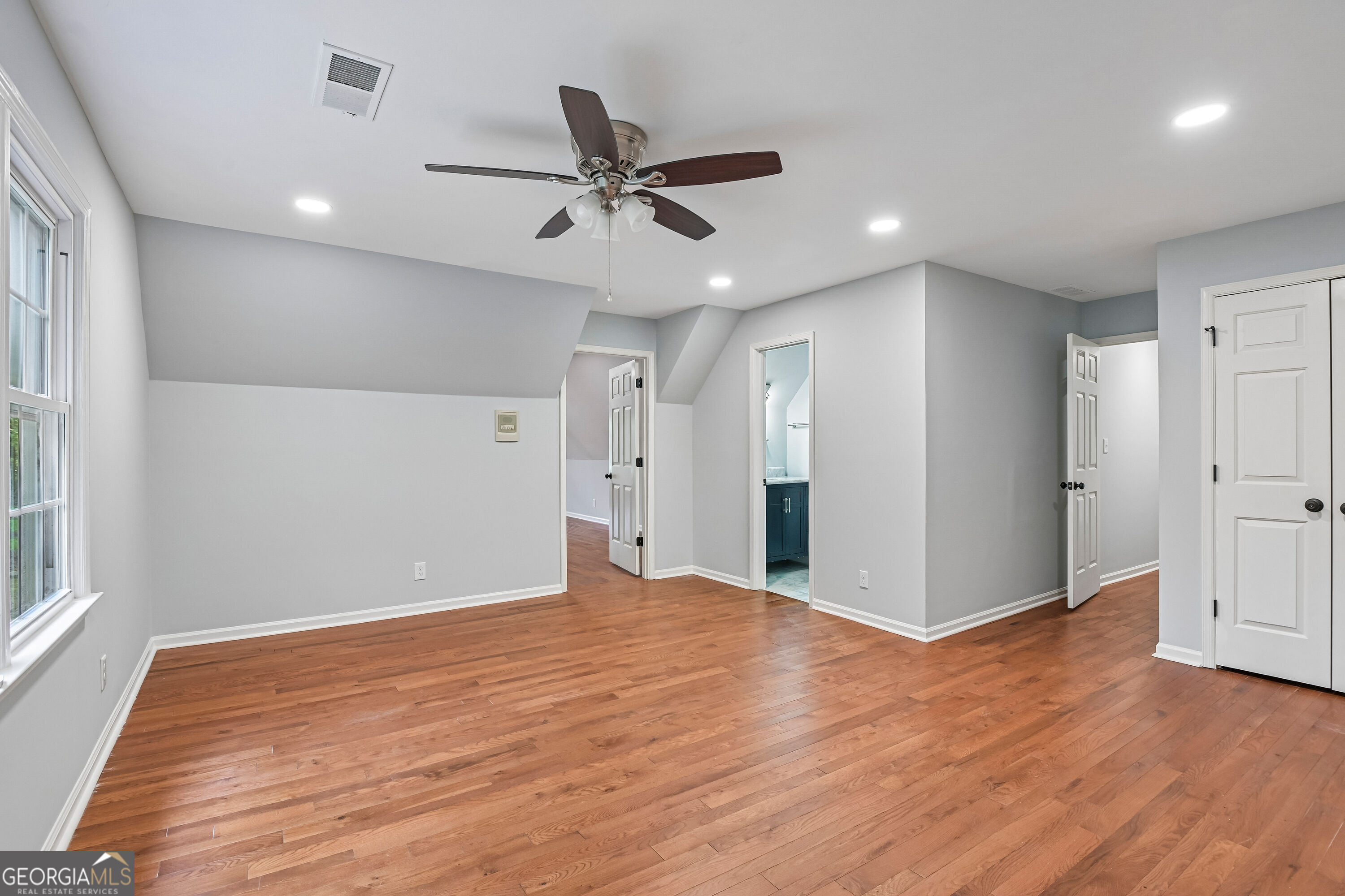 286 River Cliff Gate Se Property Photo 23