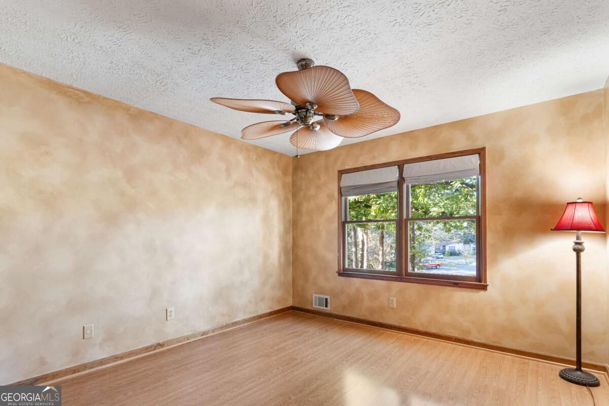 120 Gentry Halt Property Photo 18