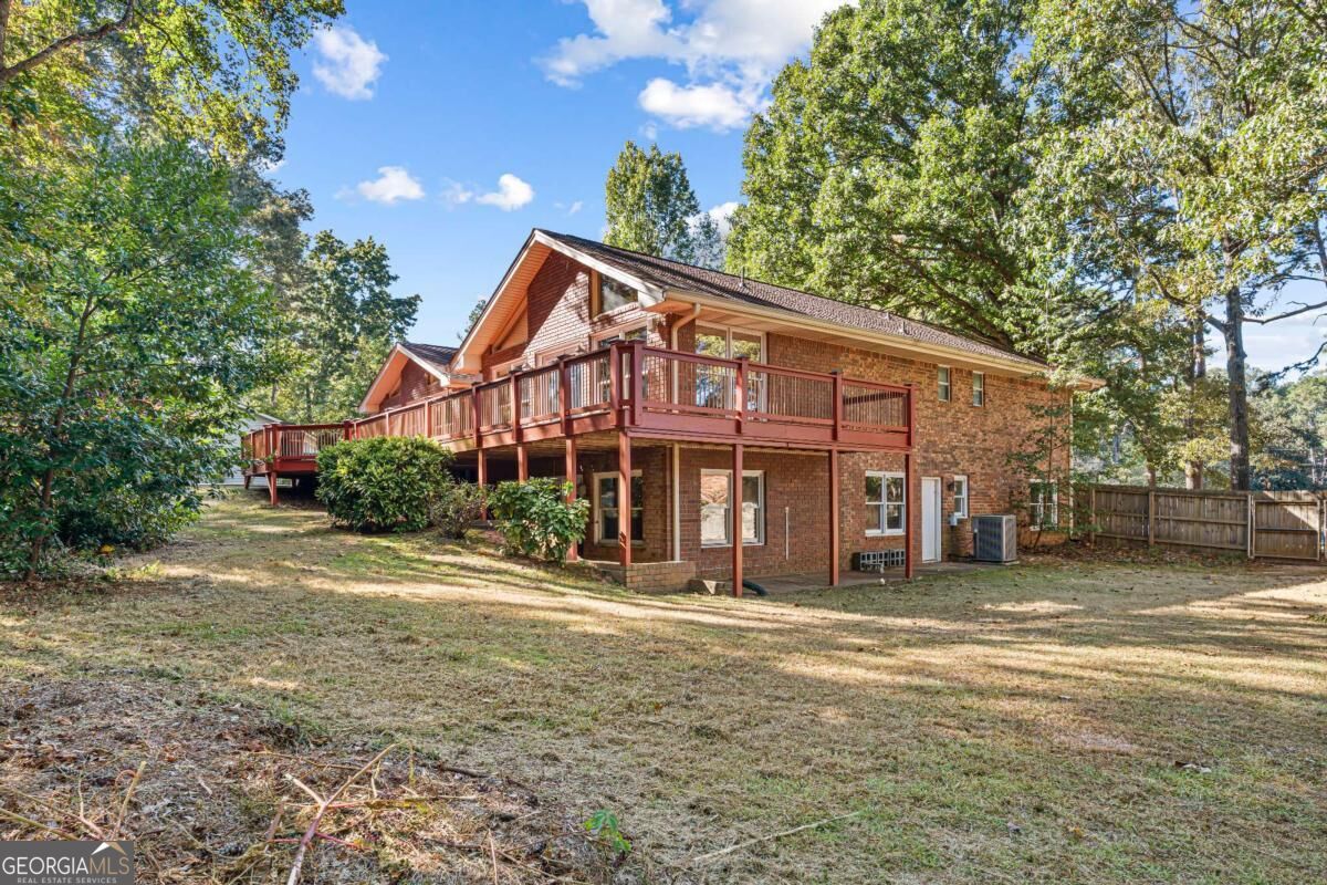 120 Gentry Halt Property Photo 45