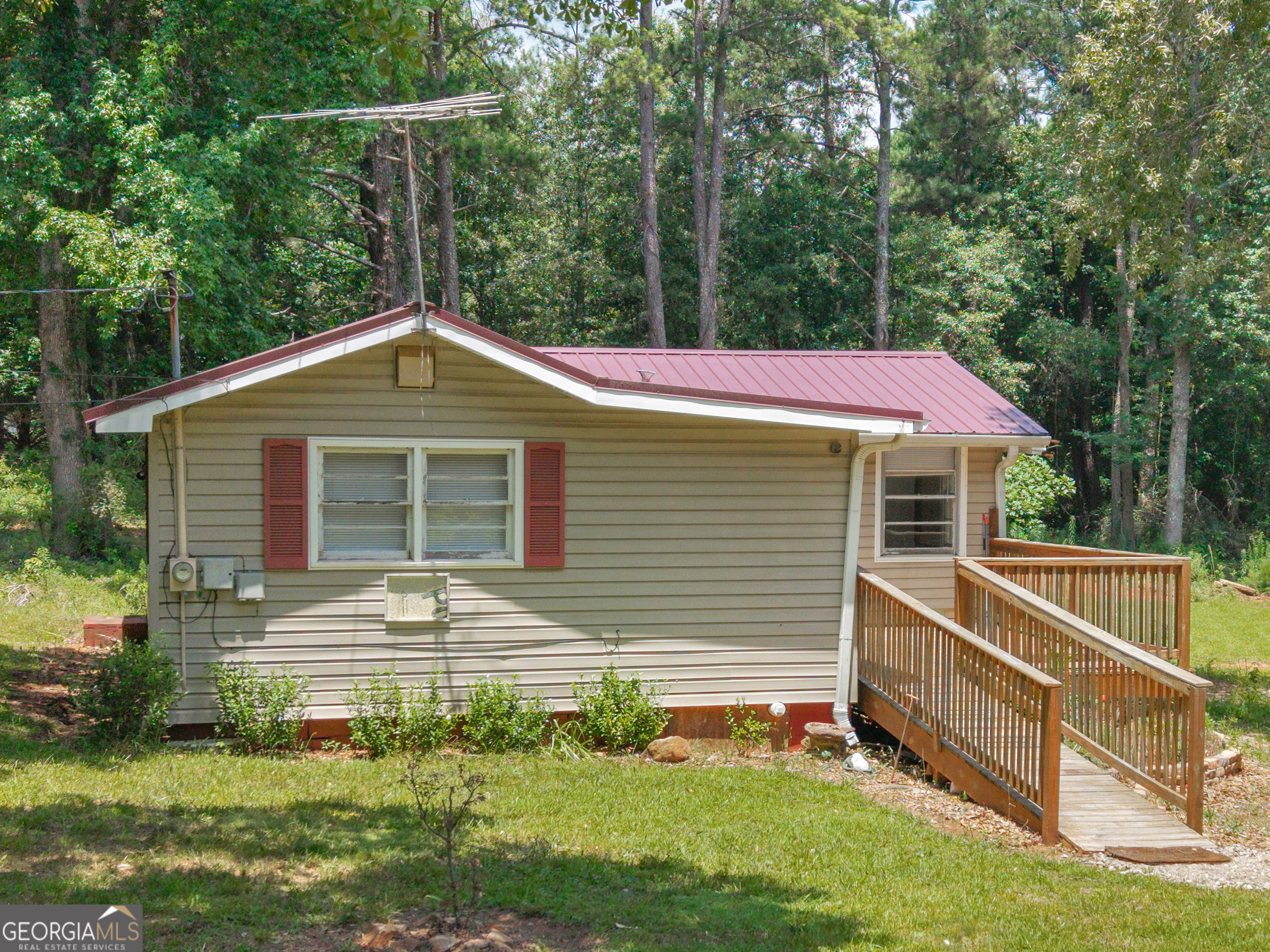 328 Valley Hill Road Property Photo 5