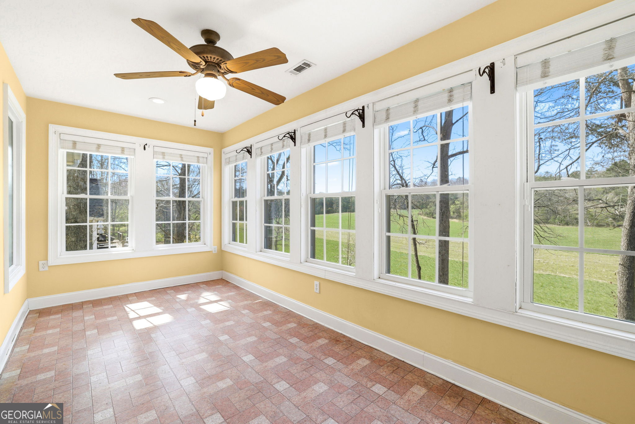 23 Clyde Ellen Drive Property Photo 10