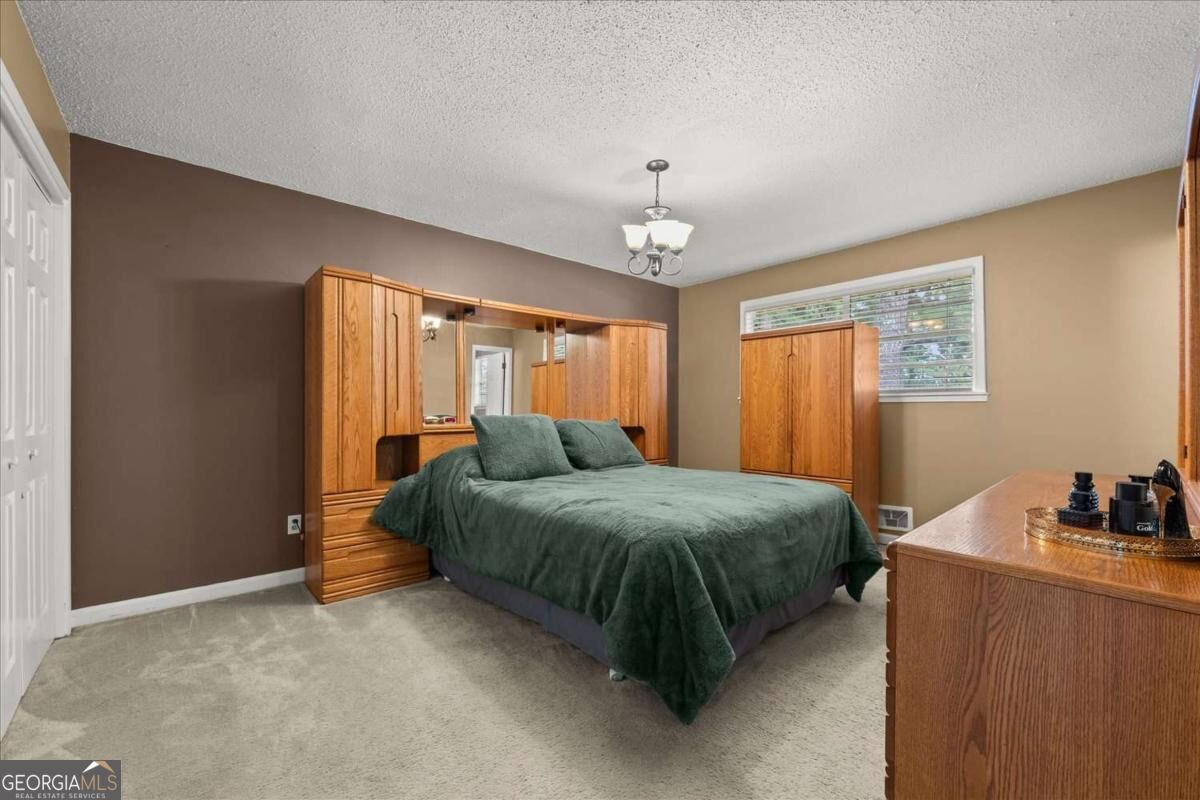 399 Emmett Street Property Photo 15