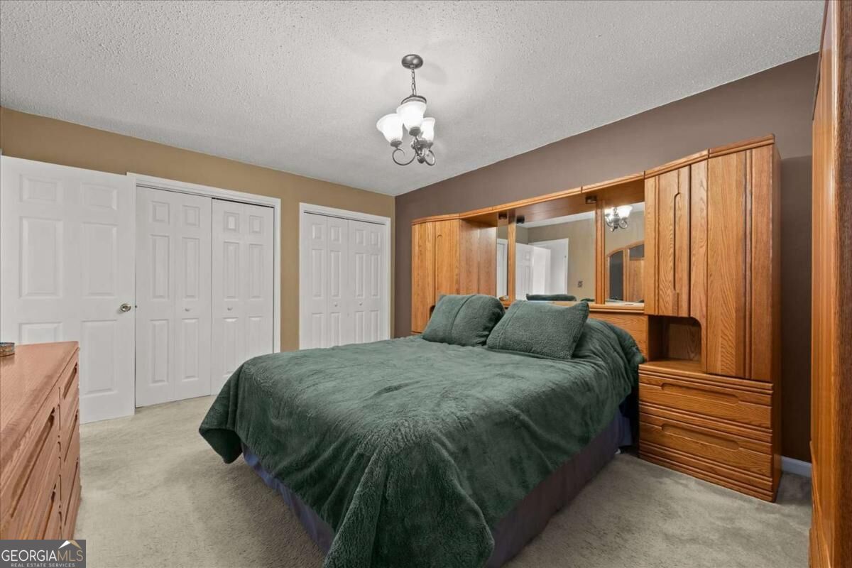 399 Emmett Street Property Photo 16