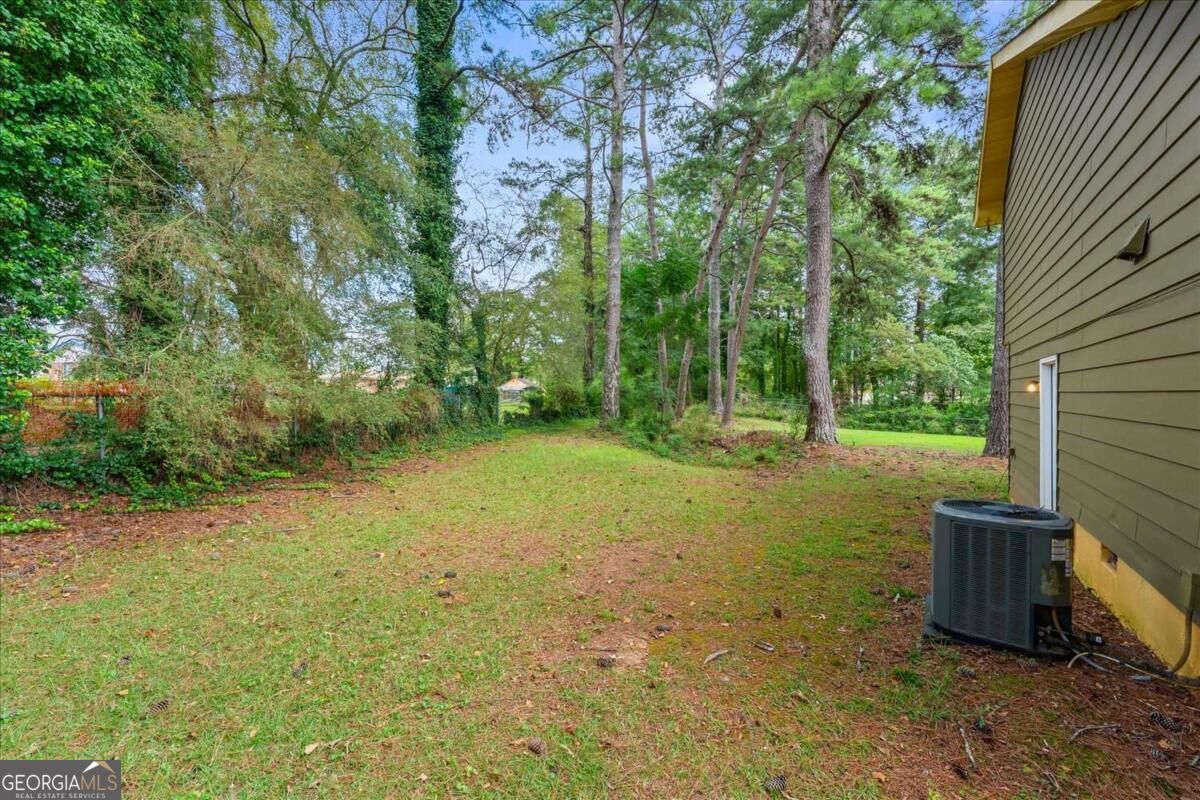 399 Emmett Street Property Photo 25