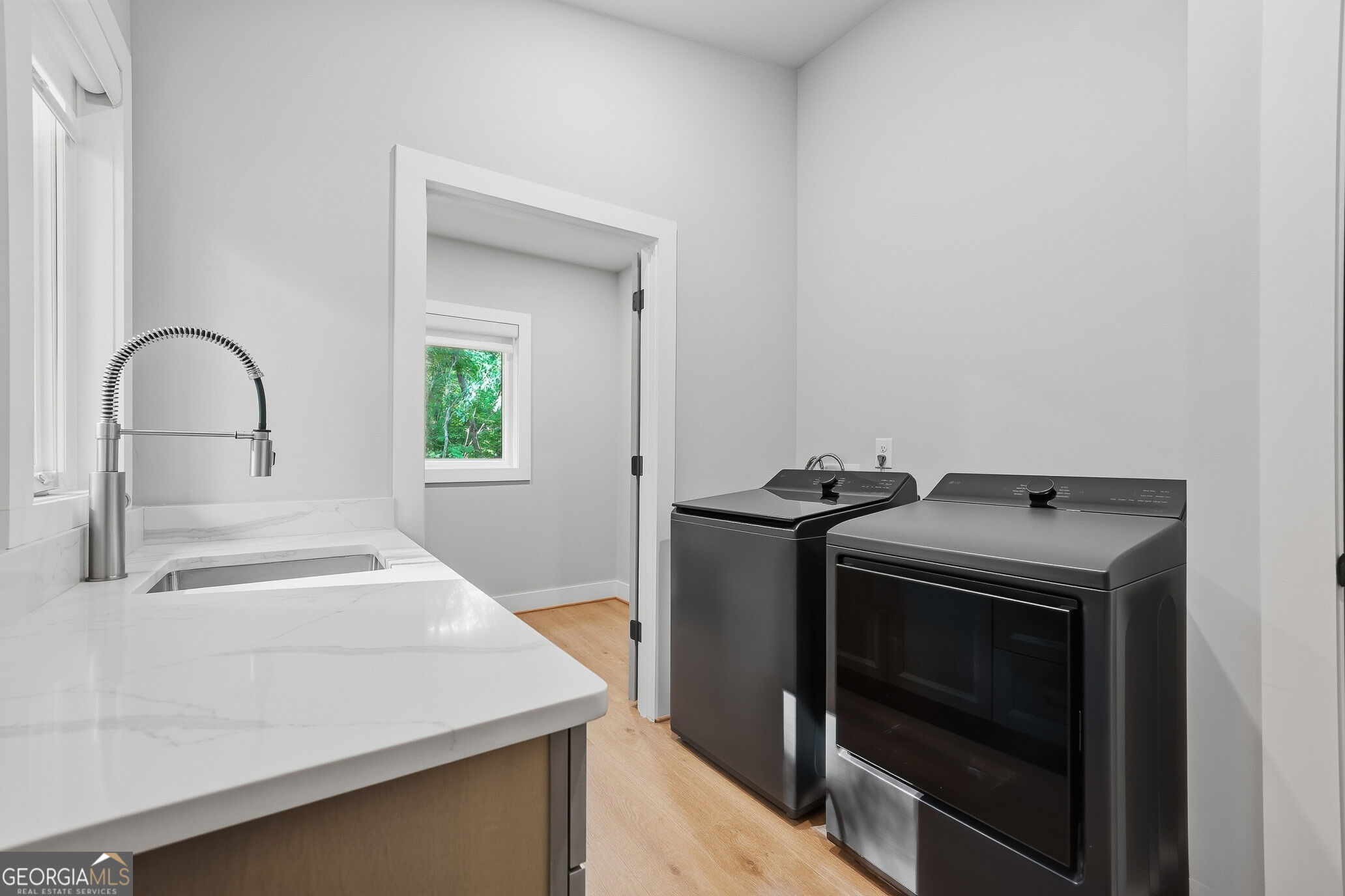 106 Circle Drive Property Photo 28