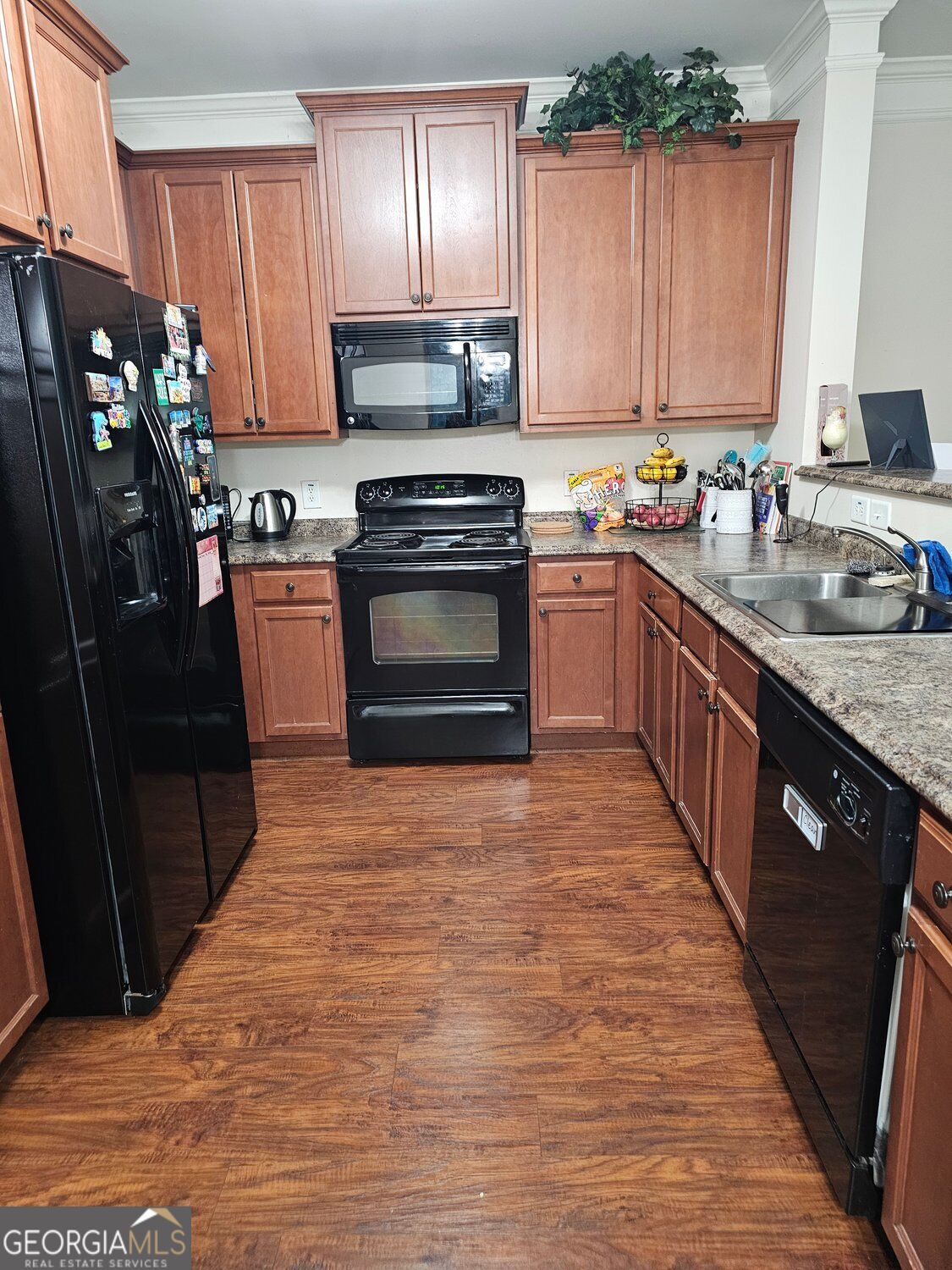 3399 Pennington Drive Property Photo 5