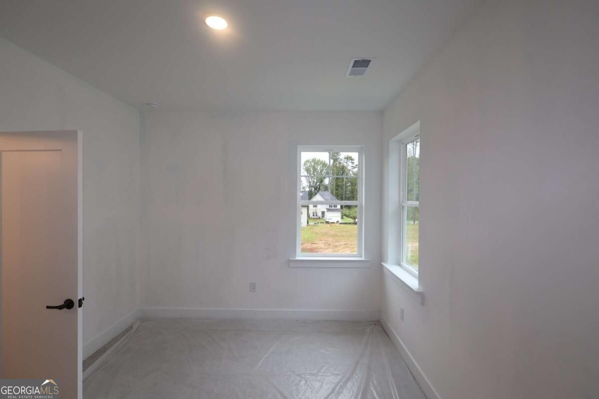 4555 Beechnut Circle Property Photo 8