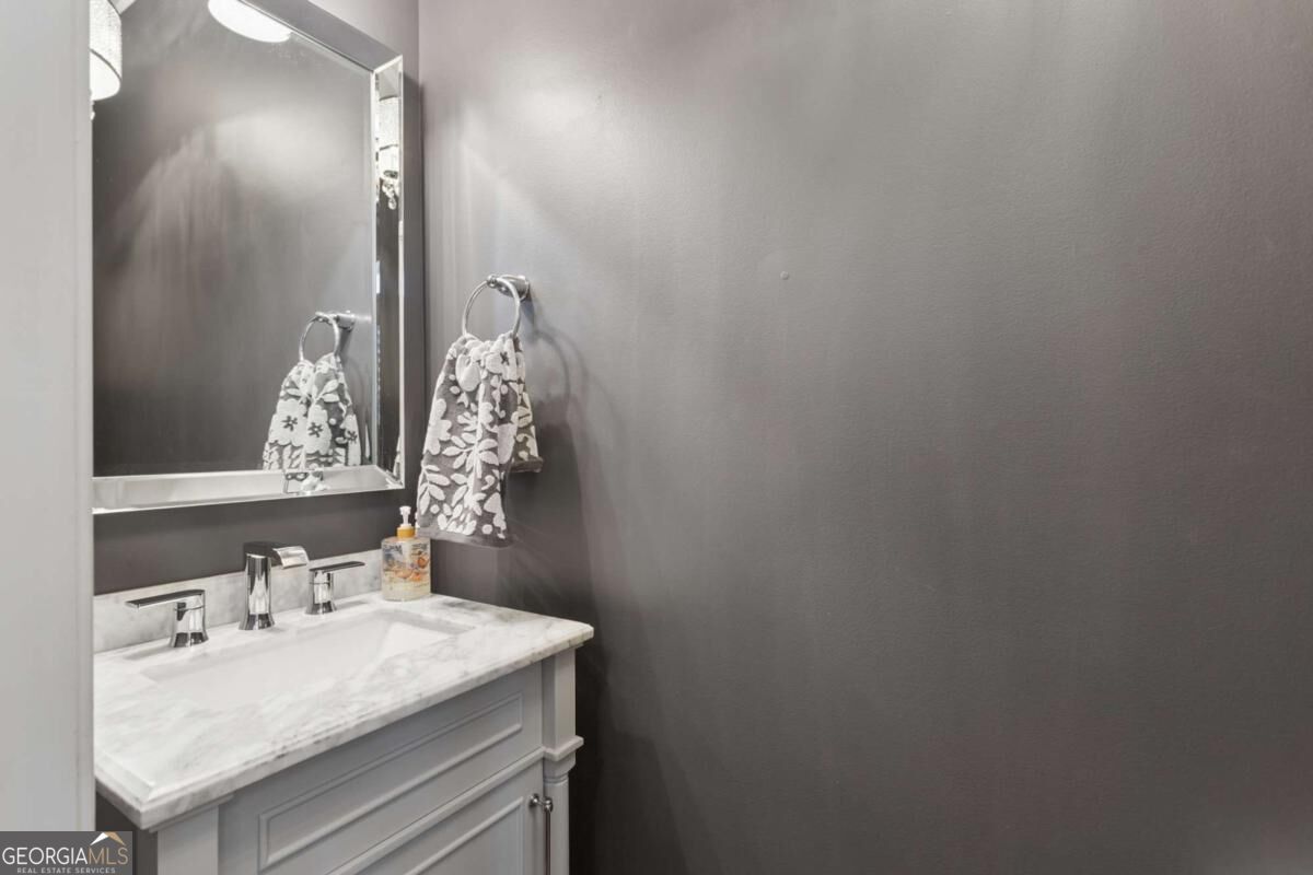 2487 Norwood Drive Se Property Photo 13
