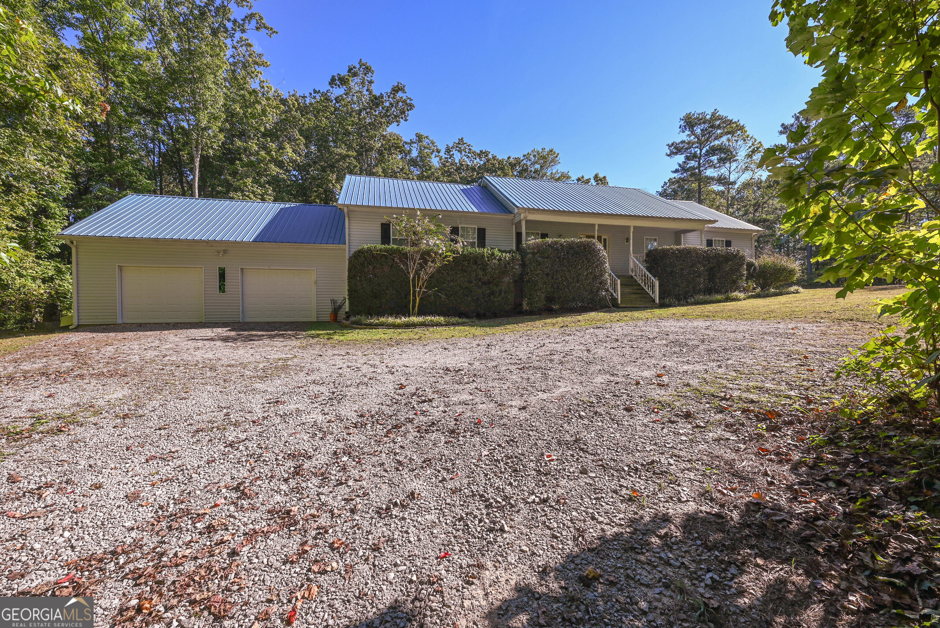 1326 Little Vine Road Property Photo 1