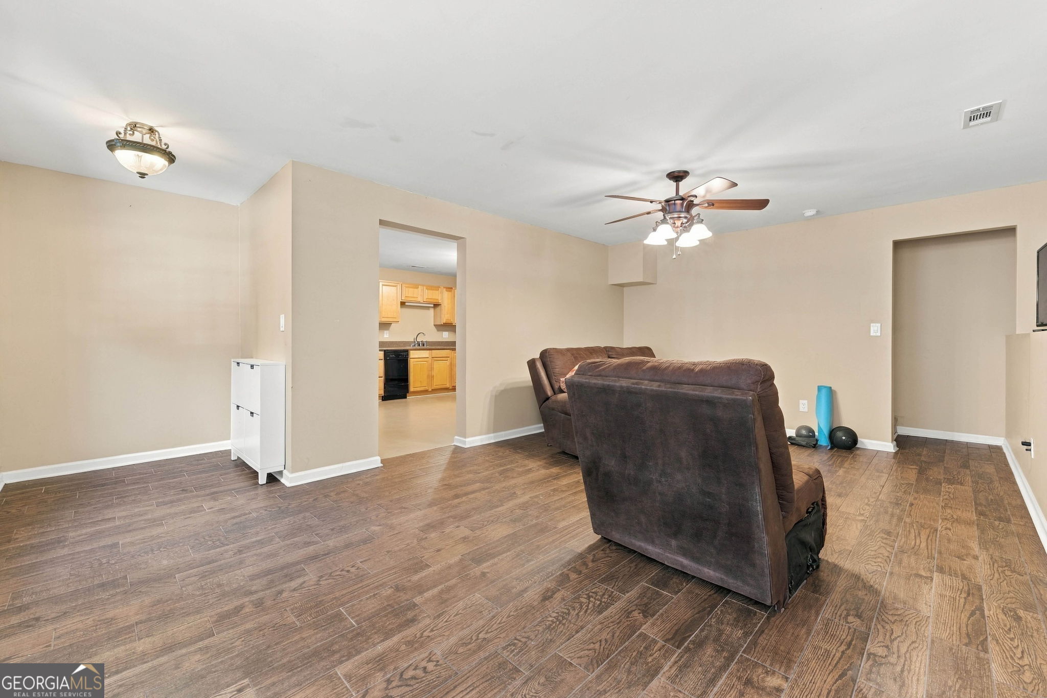 104 Courtland Circle Property Photo 41