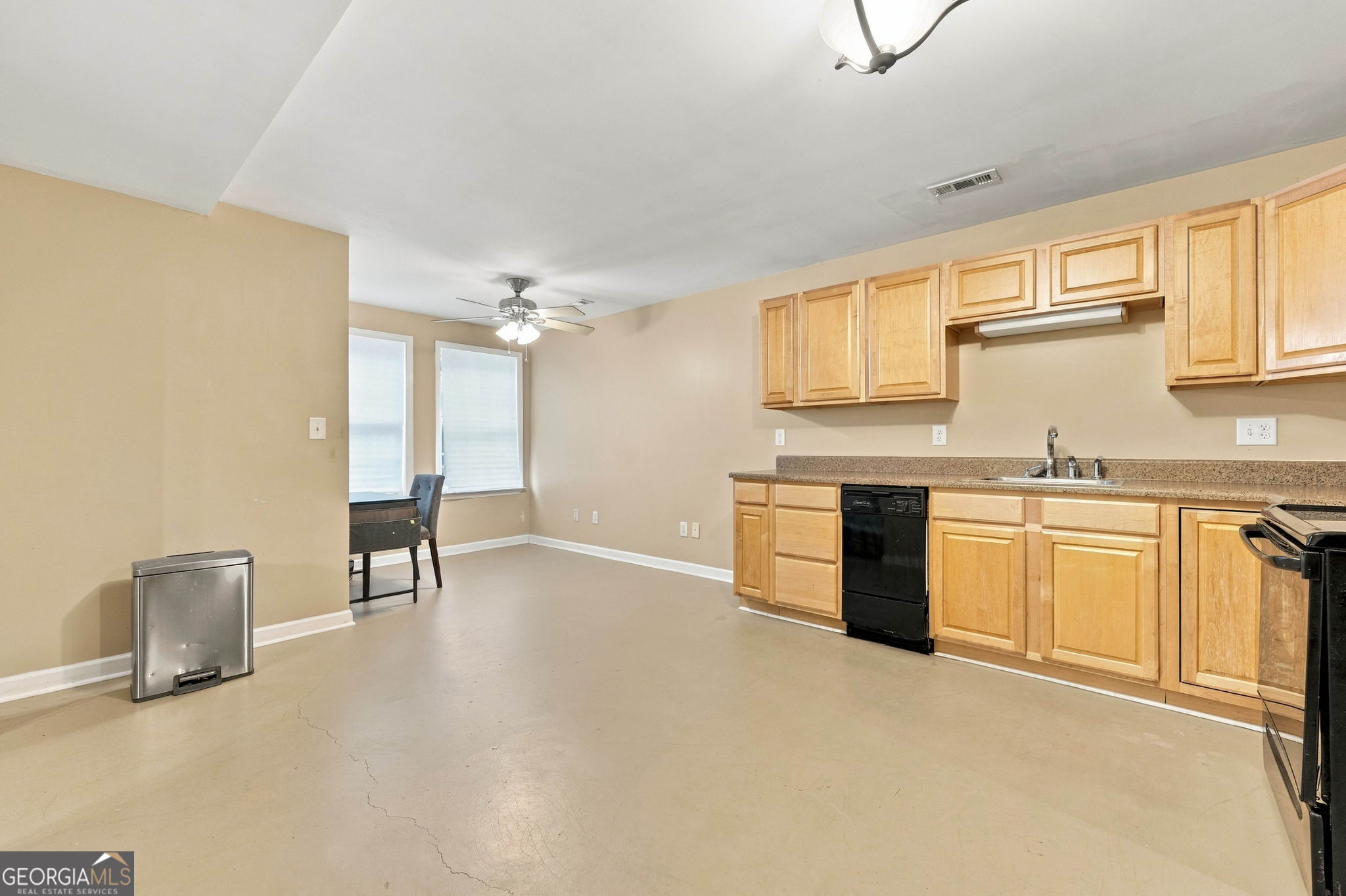 104 Courtland Circle Property Photo 43