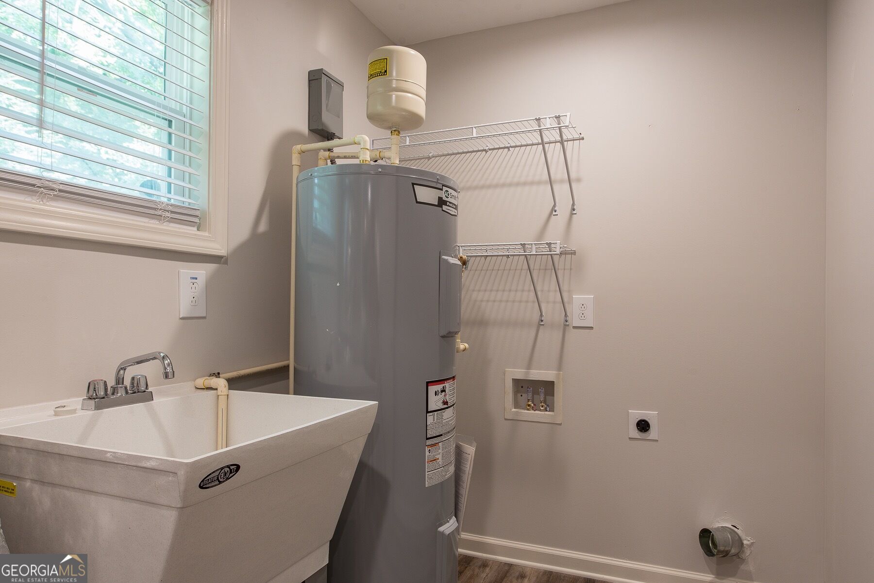 455 Bolton Road Nw Property Photo 14
