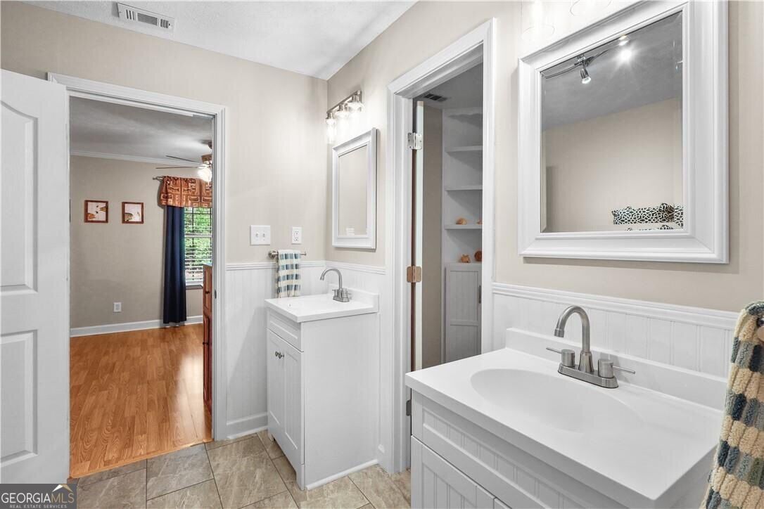 3158 Midland Road Property Photo 25