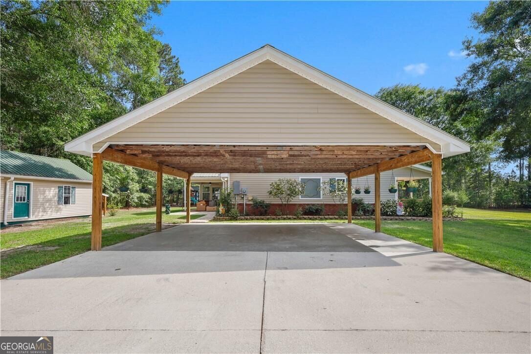 3158 Midland Road Property Photo 36