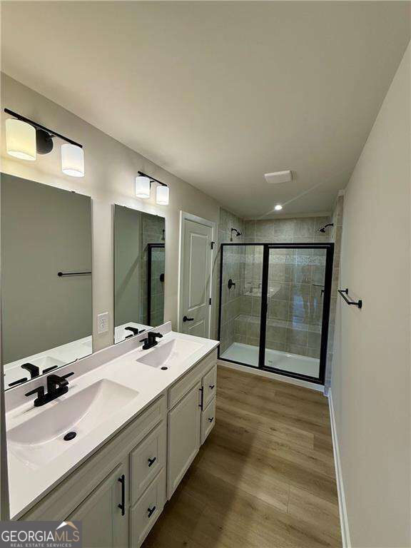 2420 Green Juniper Way Property Photo 3