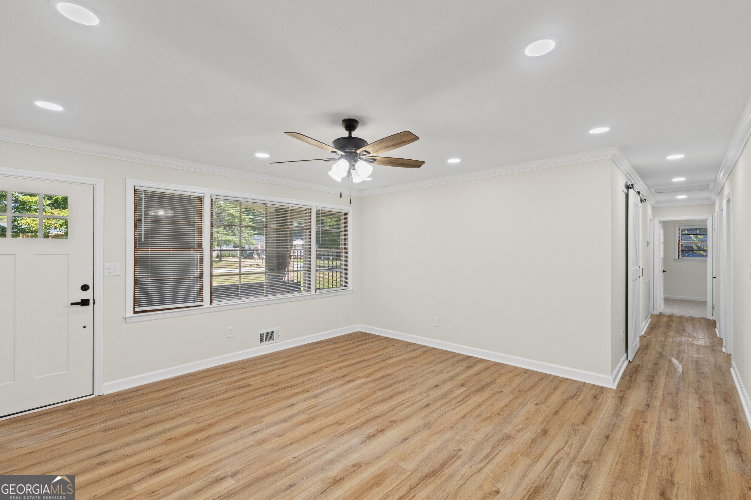 2154 Silverdale Road Property Photo 8