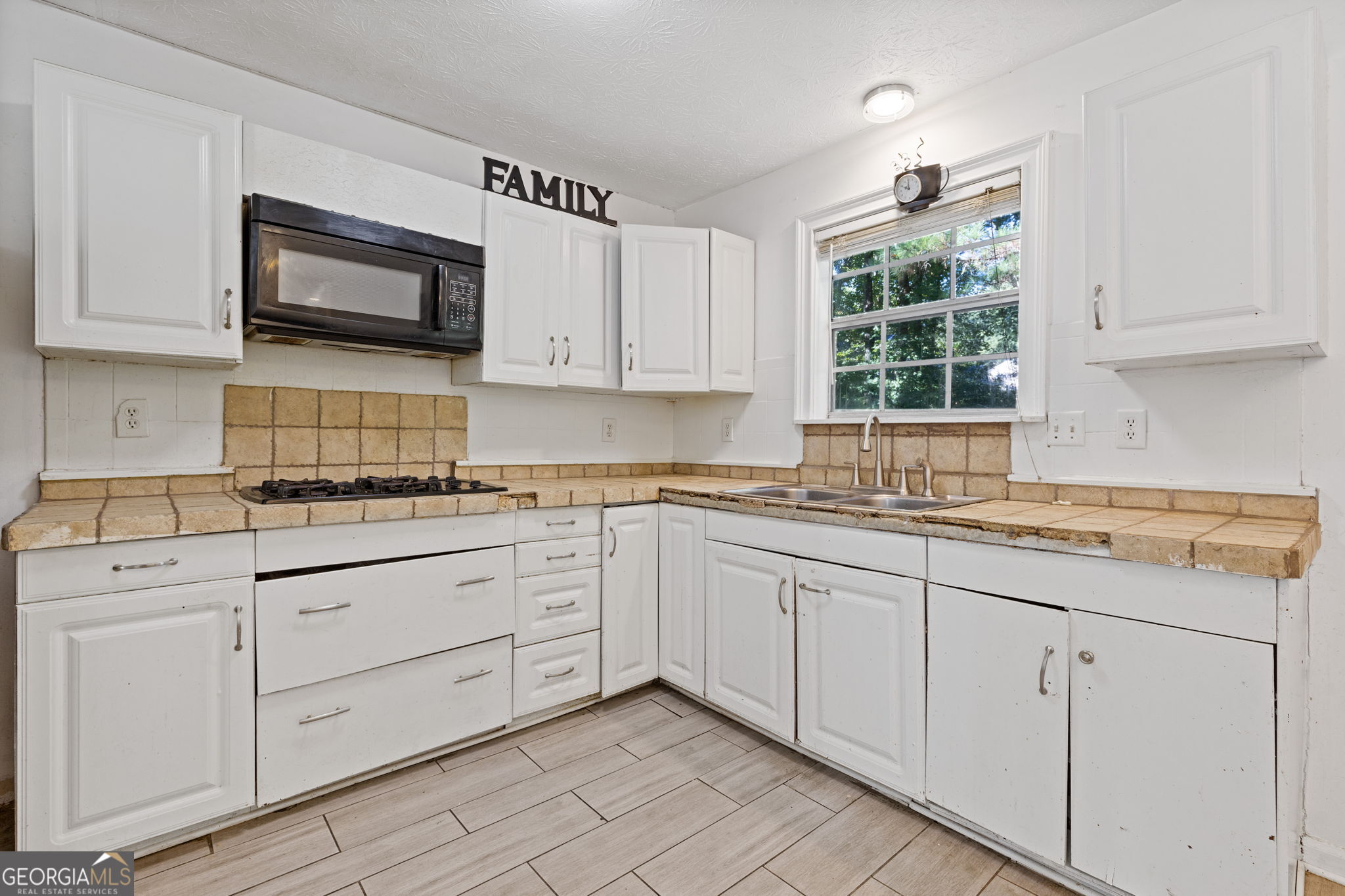 565 Indian Mill Court Property Photo 10