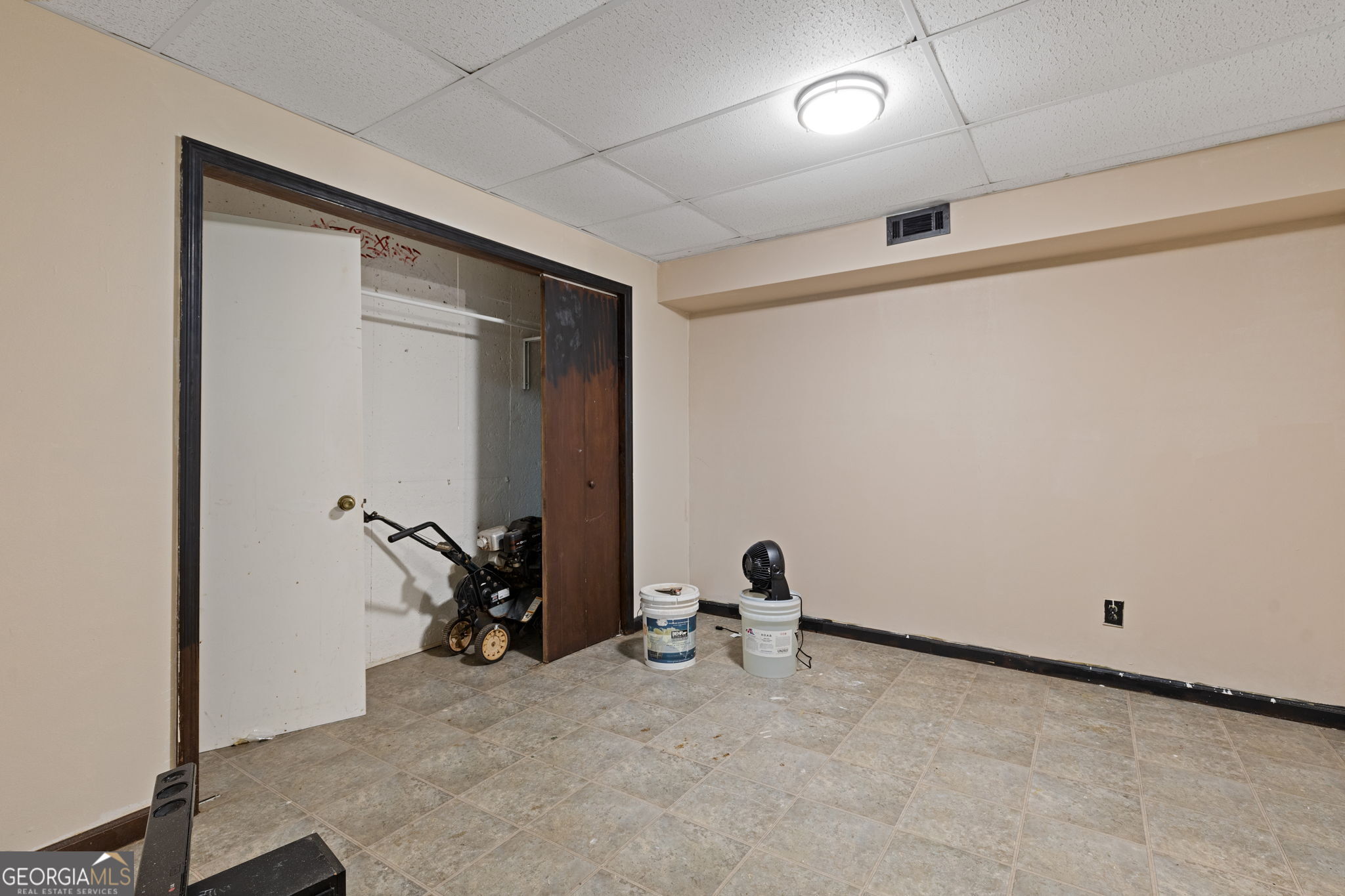 565 Indian Mill Court Property Photo 20
