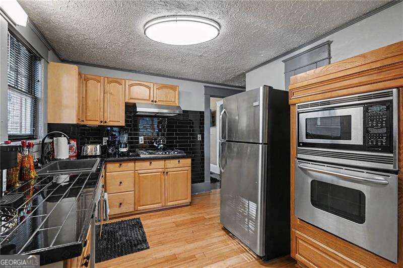 223 Cambridge Avenue Property Photo 10