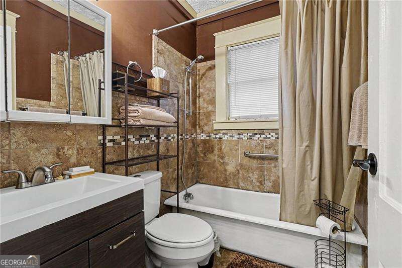 223 Cambridge Avenue Property Photo 14
