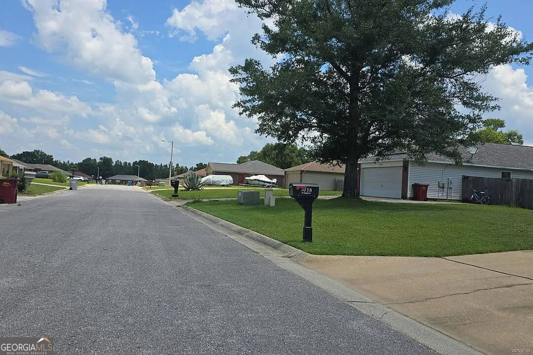 7032 Jacobsview Lane Property Photo 3