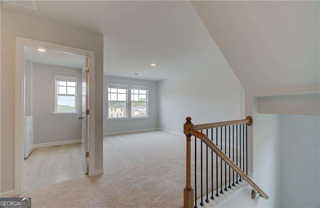 261 Chiswick Loop Property Photo 17