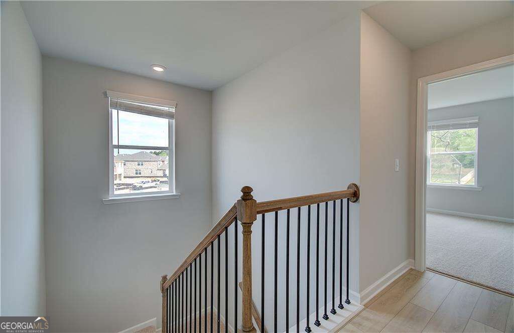 261 Chiswick Loop Property Photo 26