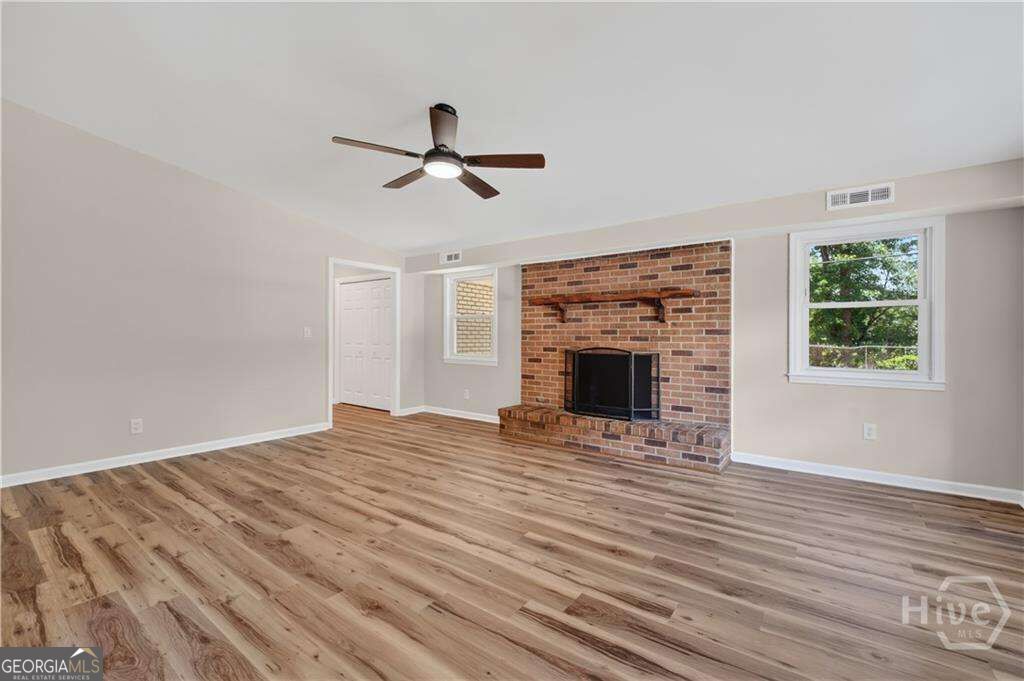 12401 Sunnybrook Road Property Photo 7