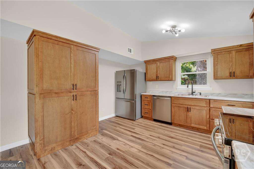 12401 Sunnybrook Road Property Photo 12