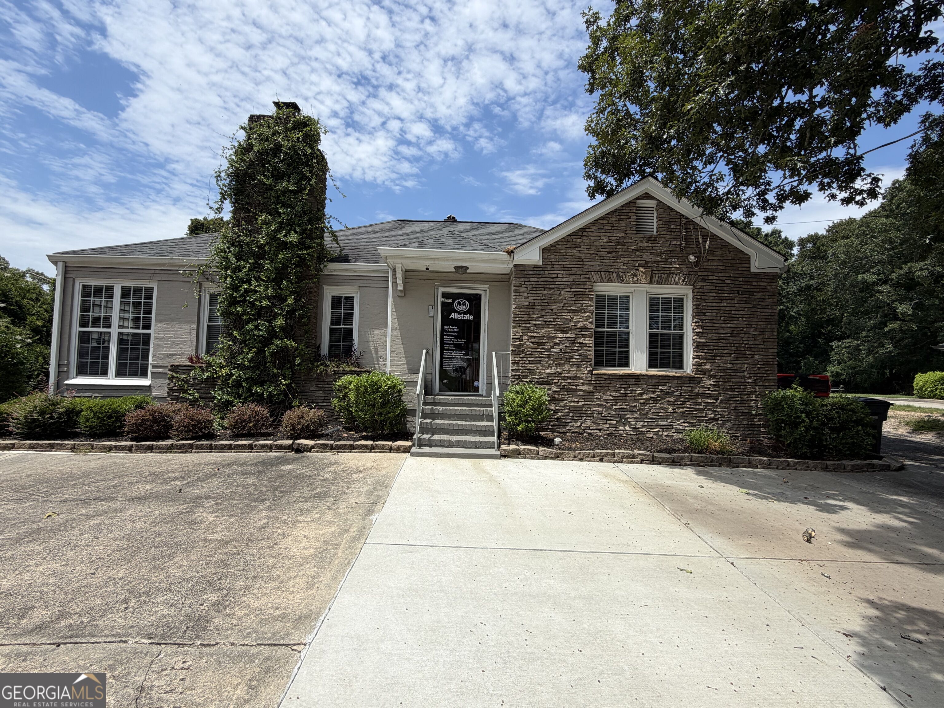 1651 Thompson Bridge Road Property Photo 1