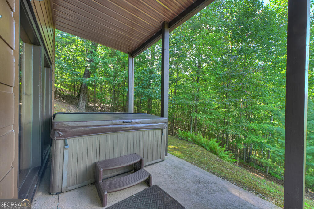 8 North Face Drive Property Photo 65