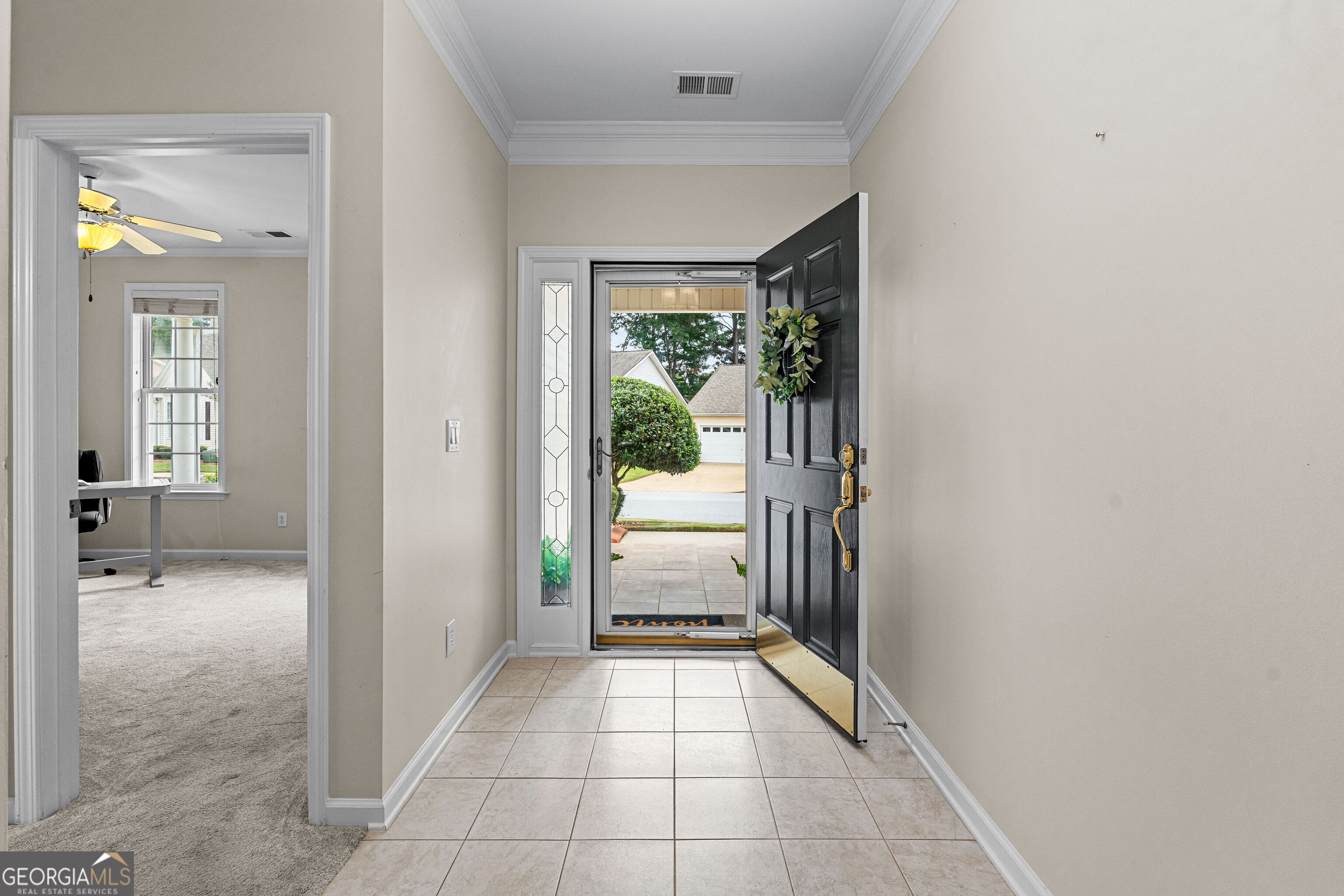 47 Silhouette Court Property Photo 6