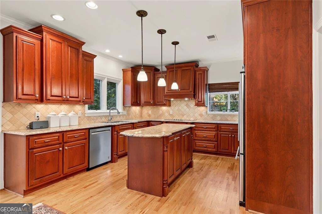 884 Fairway Drive Property Photo 28