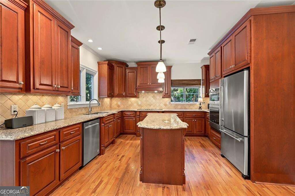 884 Fairway Drive Property Photo 31