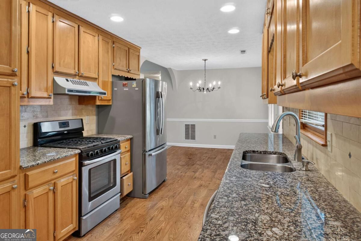 15 Christian Woods Court Property Photo 3