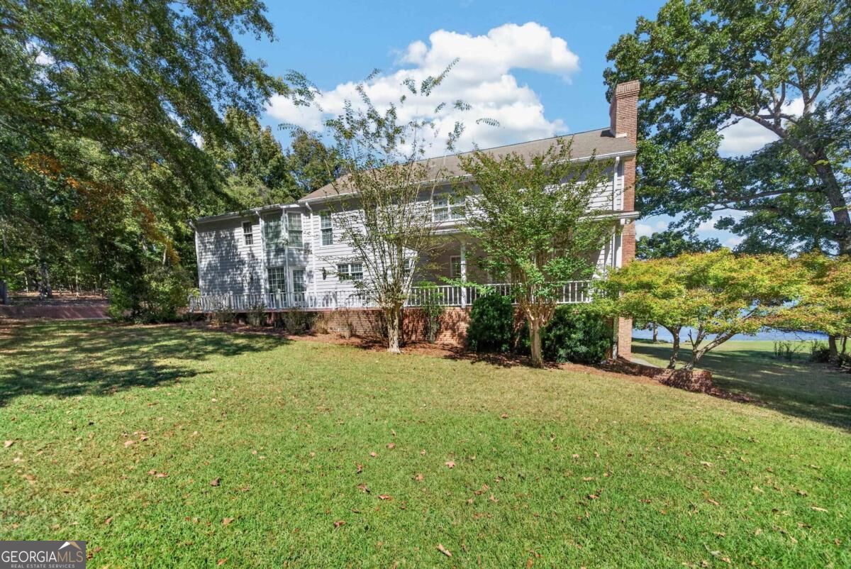 100 Bradford Drive Property Photo 8