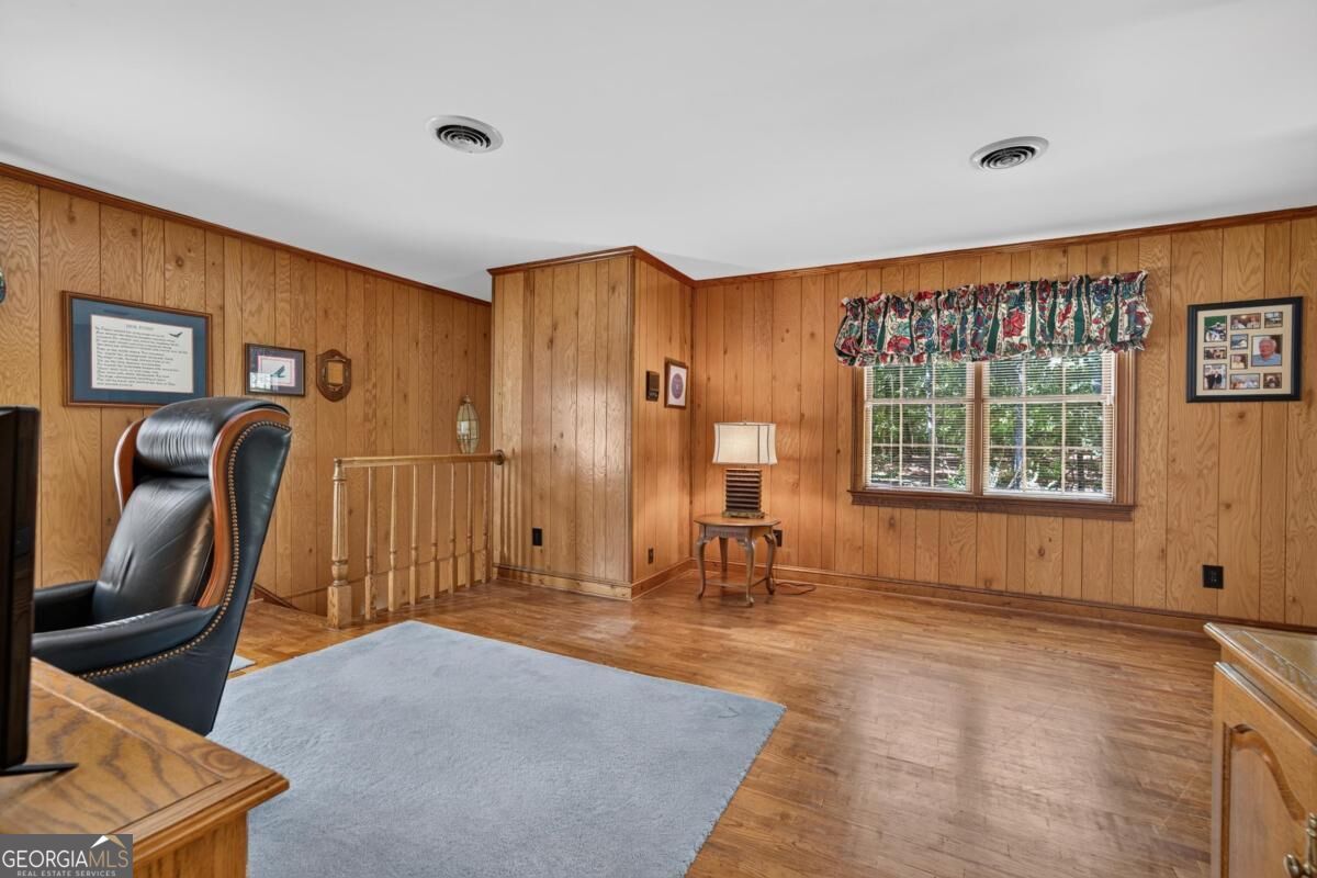 100 Bradford Drive Property Photo 33