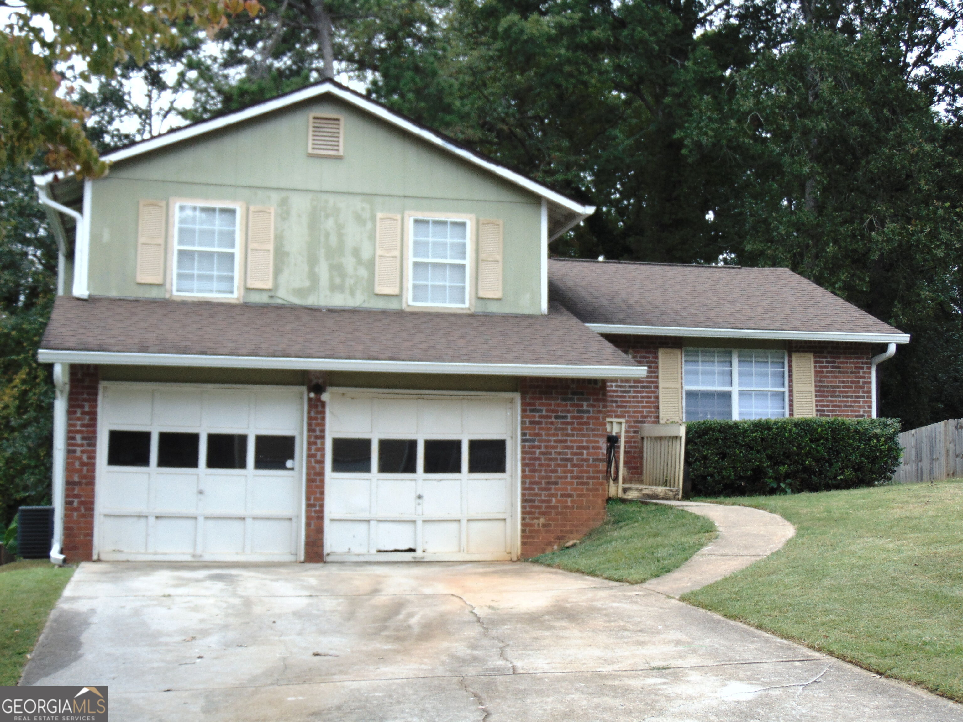 1187 Mannbrook Drive Property Photo 1